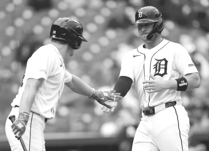 Tigers finally waking up bats vs. Twins
